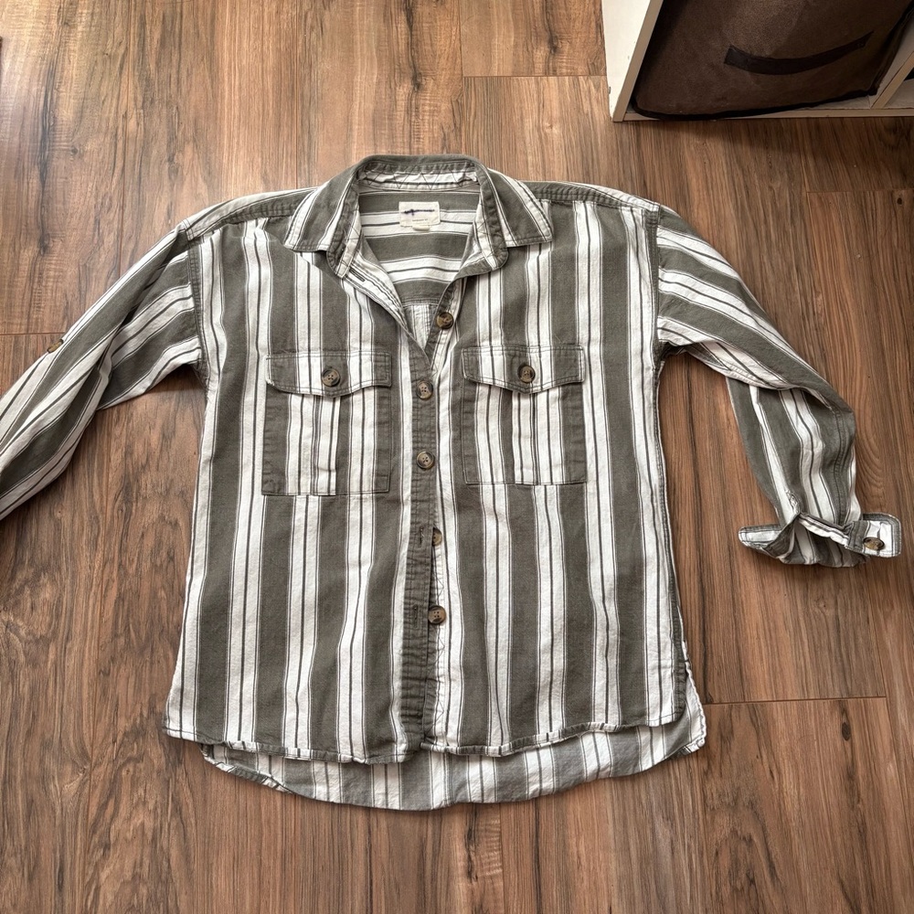 american eagle striped shirt